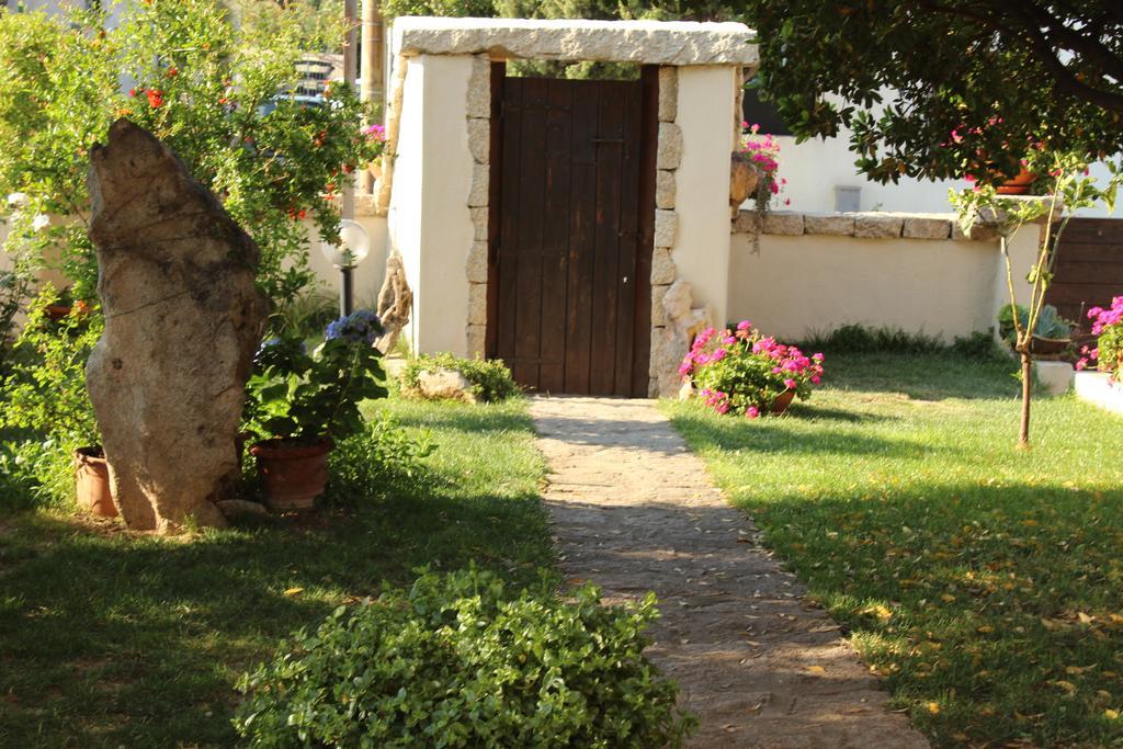 B&B I Mari Torpè Kültér fotó