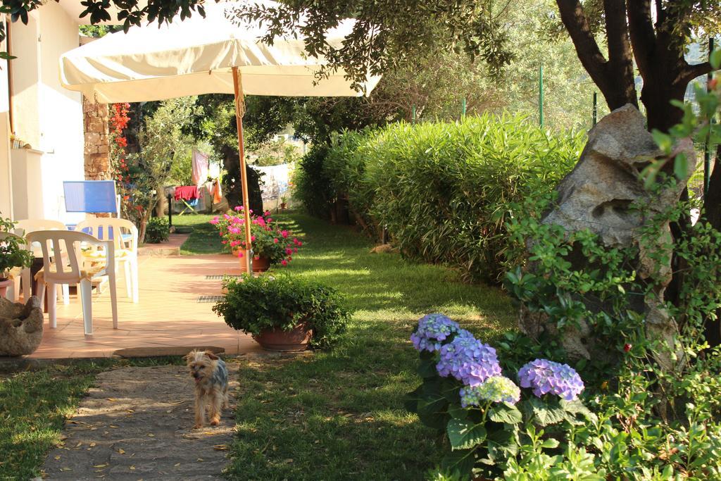 B&B I Mari Torpè Kültér fotó