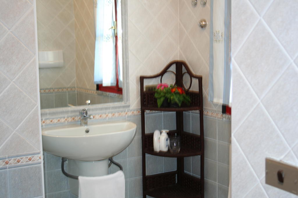 B&B I Mari Torpè Szoba fotó